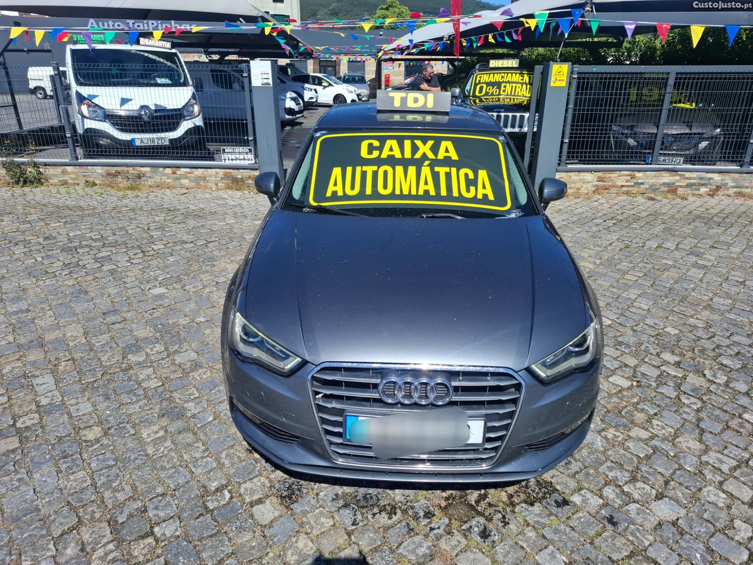 Audi A3 1.6TDI LIMOSINE CX AUTOMATICA - 15 foto 5