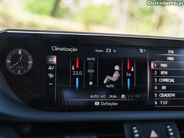 Lexus ES 300h Special Edi — fotografia 10