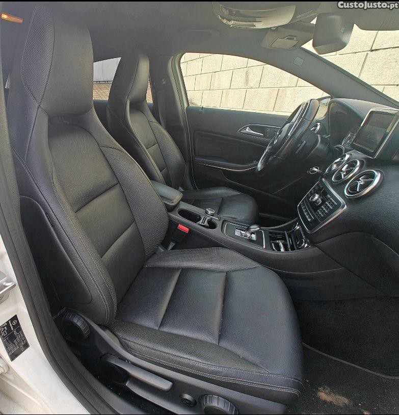 Mercedes-Benz A 45 AMG 4Matic - 15 — photo 5