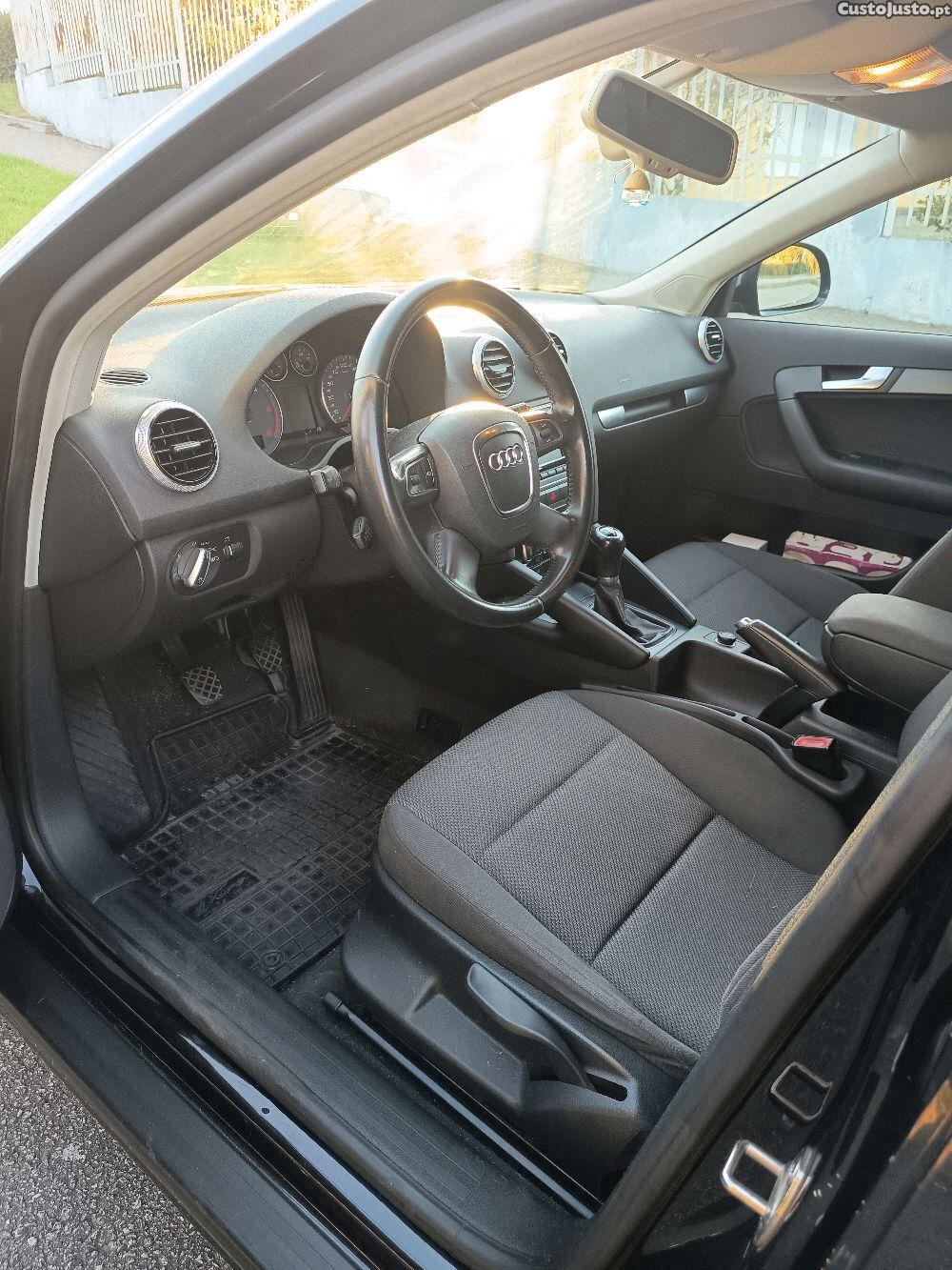 Audi A3 Sportback TDi — fotografia 3