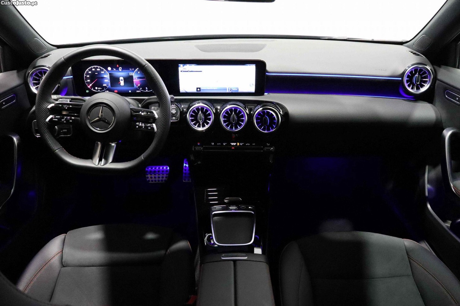 Mercedes-Benz A 180 d — fotografia 11