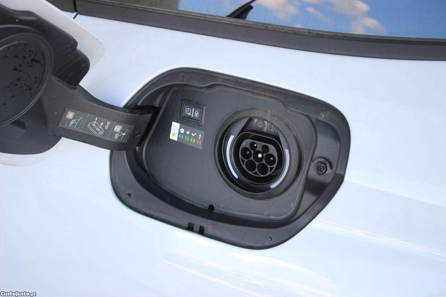 Peugeot 308 SW 1.6 Hybrid Active Pack e-EAT8 — fotografia 22