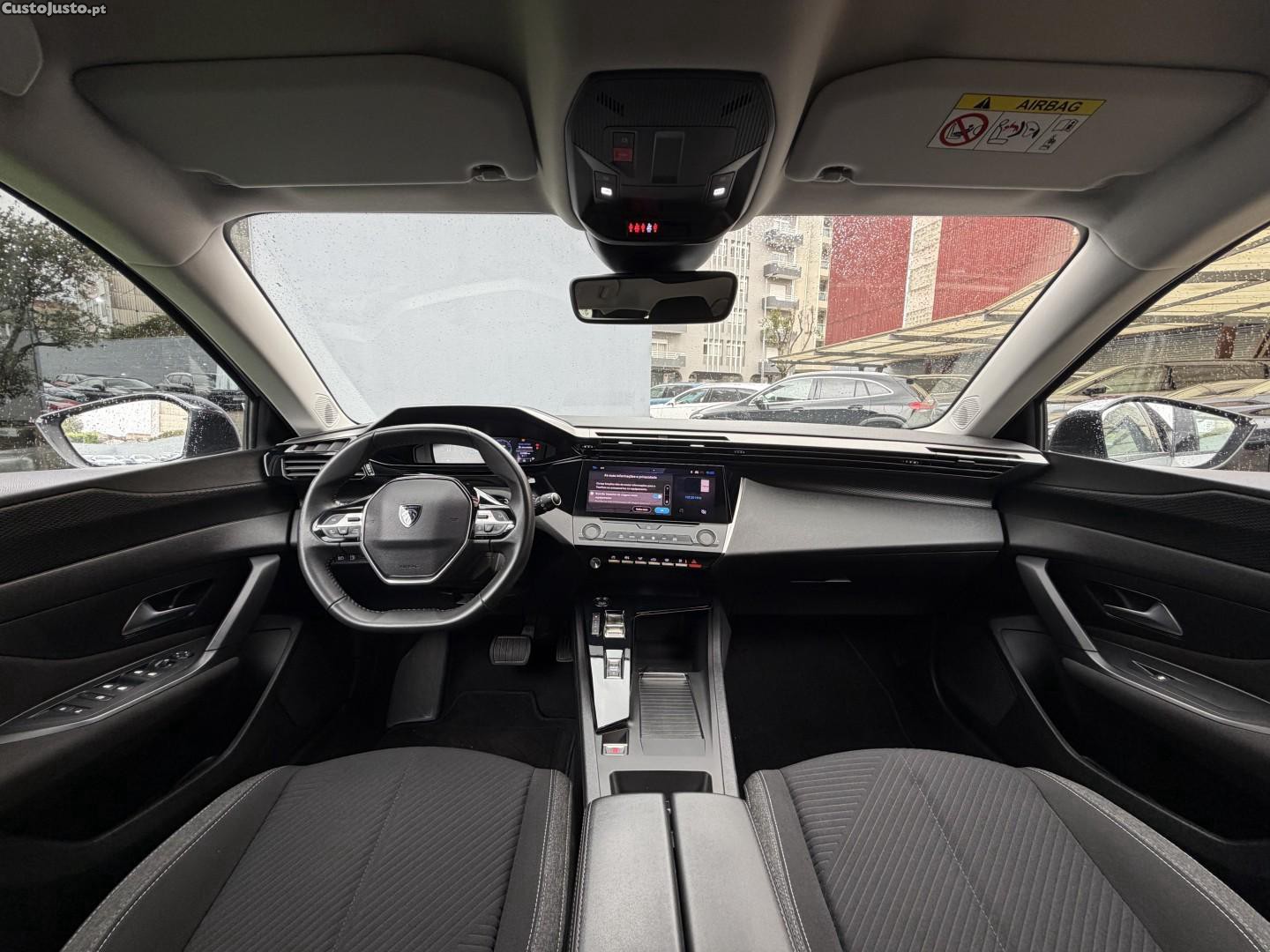 Peugeot 308 1.6 Hybrid Allure Pack e-EAT8 — fotografia 8