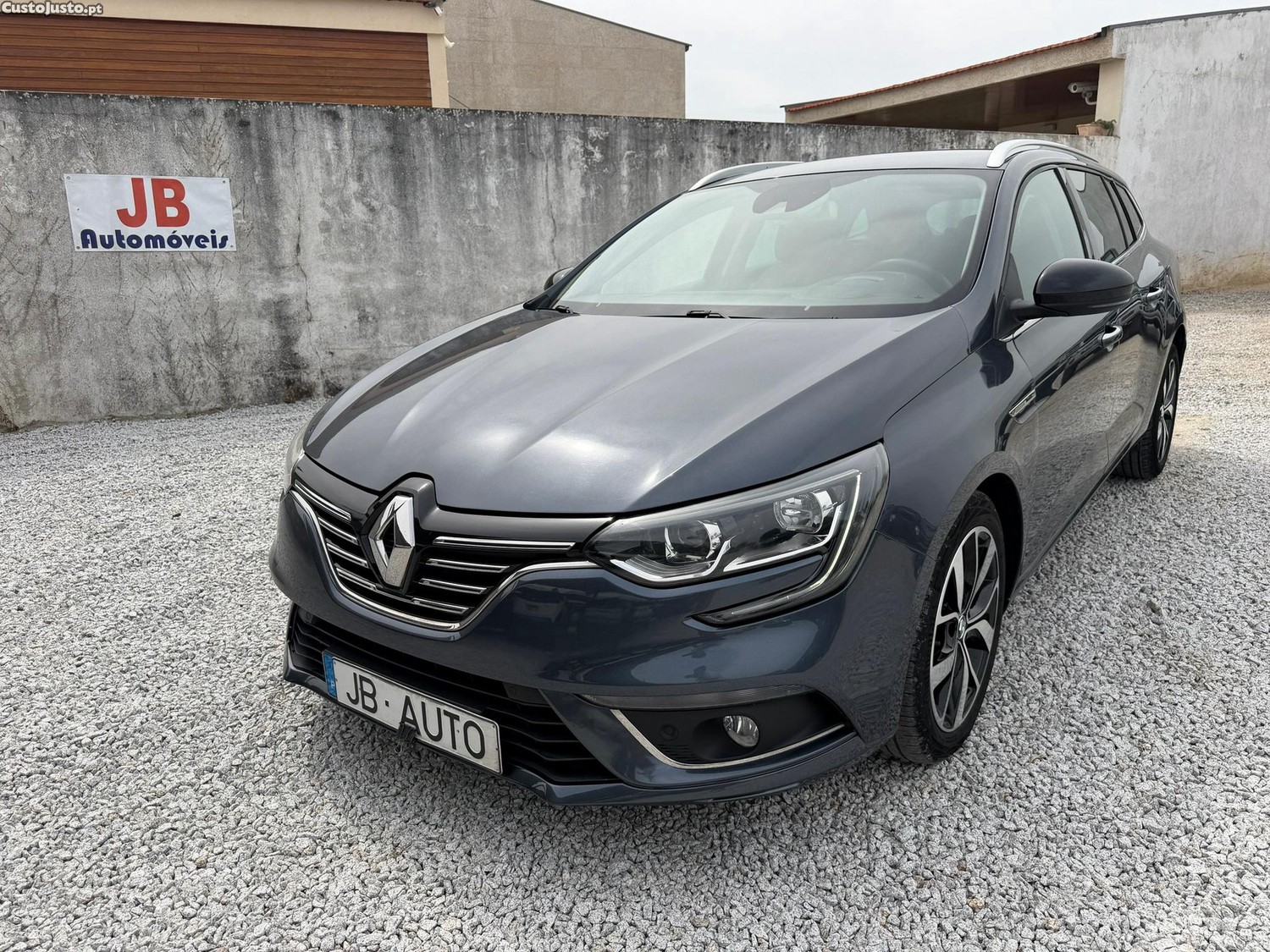 Renault Mégane Sport Tourer 1.5 dCi Bose Edition — fotografia 13