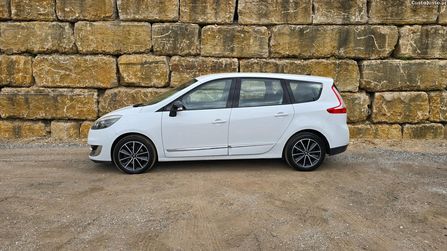 Renault Grand Scénic 1.6 dCi Bose Edition 7L - 12 foto 3