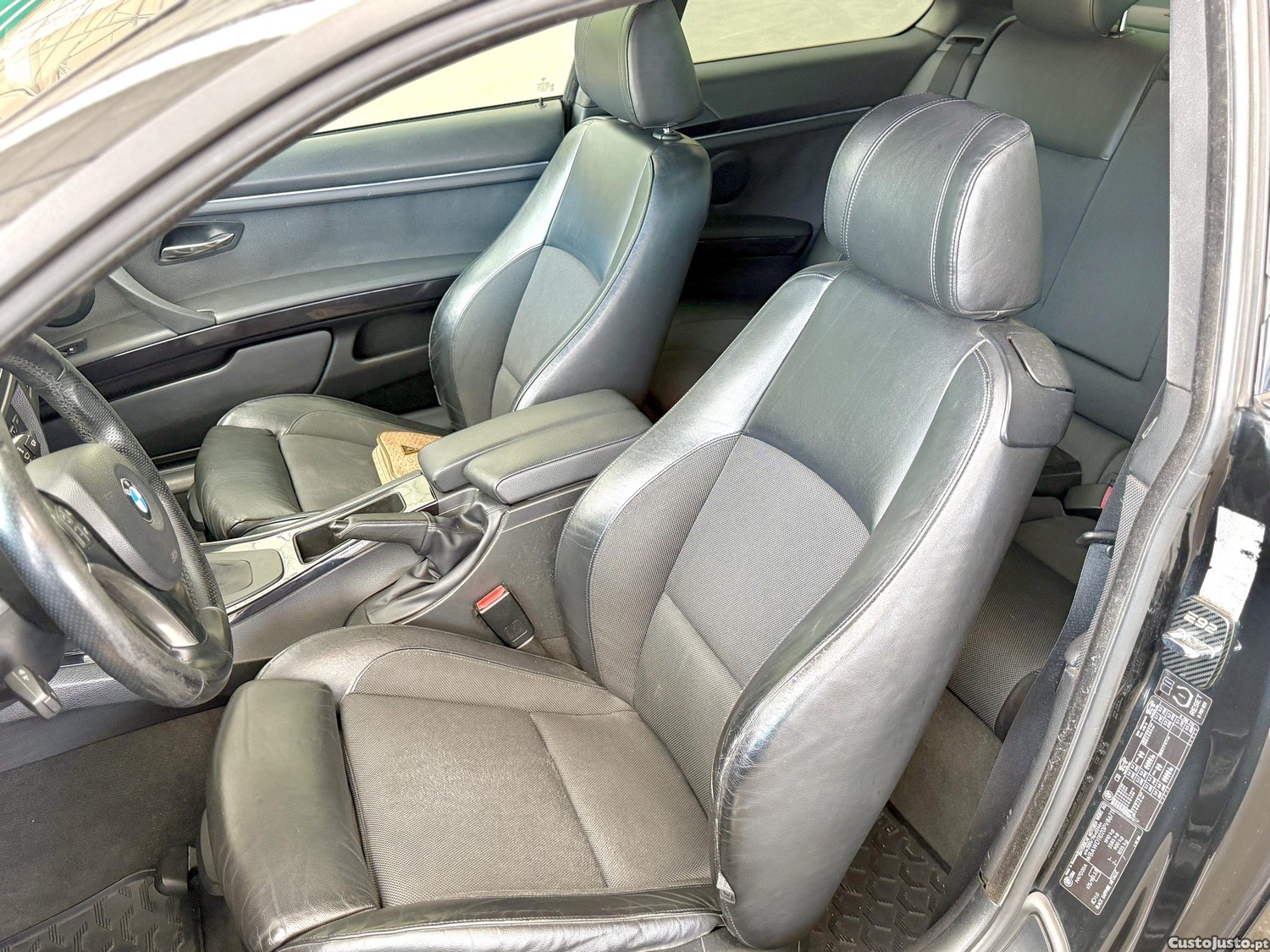 BMW 320 Pack M — fotografia 2