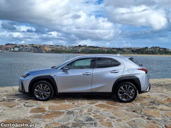 Lexus NX UX 250h Sport - 23 foto 4