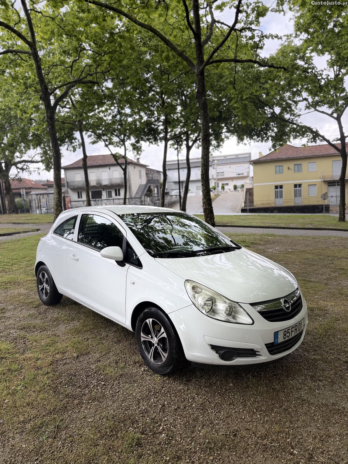 Opel Corsa 1.3cdti — fotografia 7