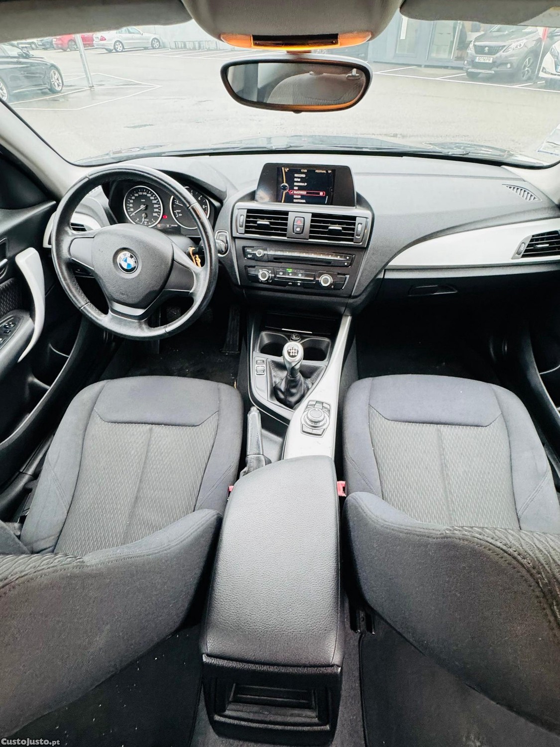 BMW 116 d Line Urban — fotografia 12