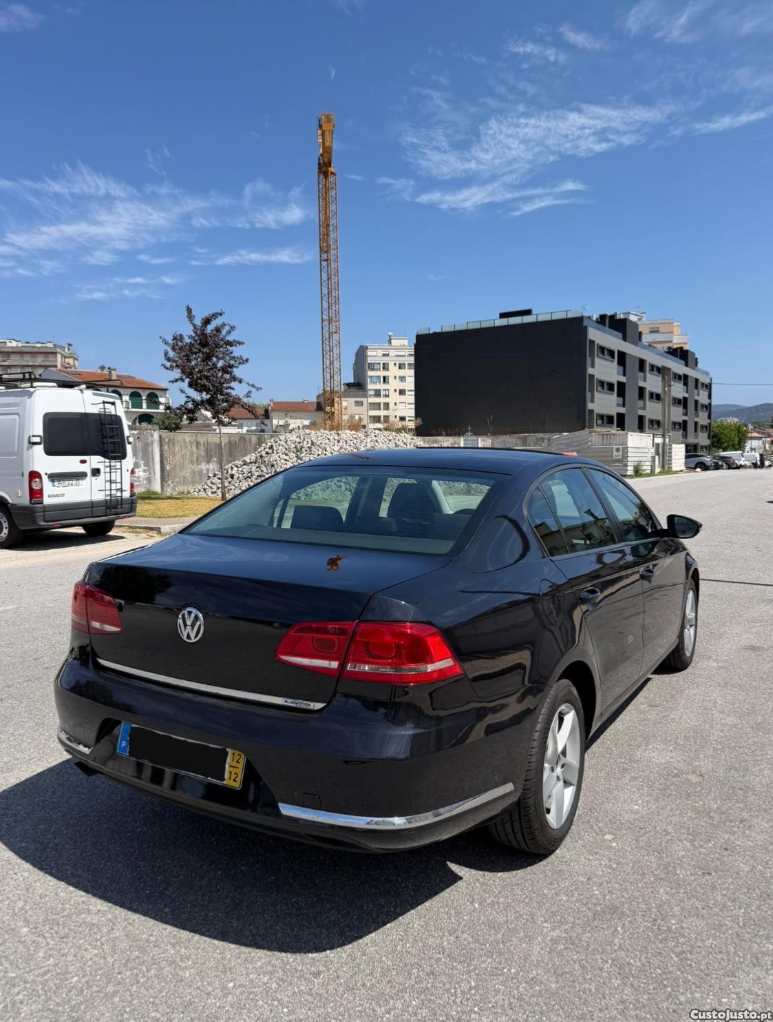 Volkswagen Passat 1.6tdi Confort line BLUEMOTION — fotografia 4