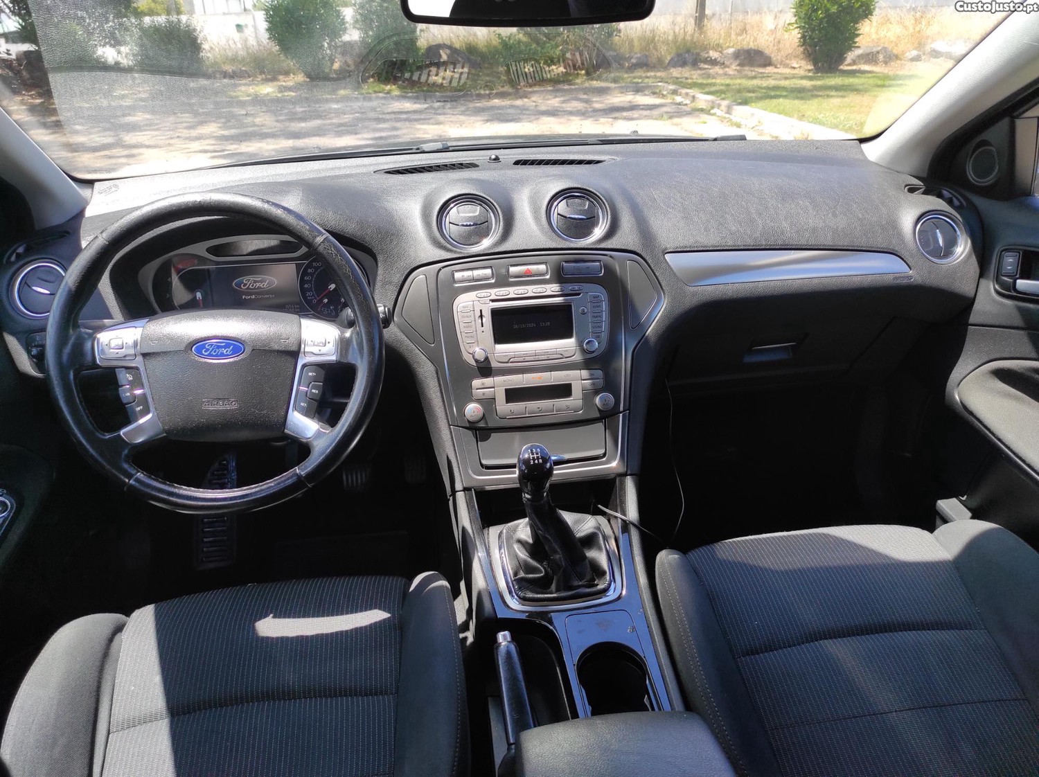 Ford Mondeo SW 1.8 TDCI Titanium — fotografia 3