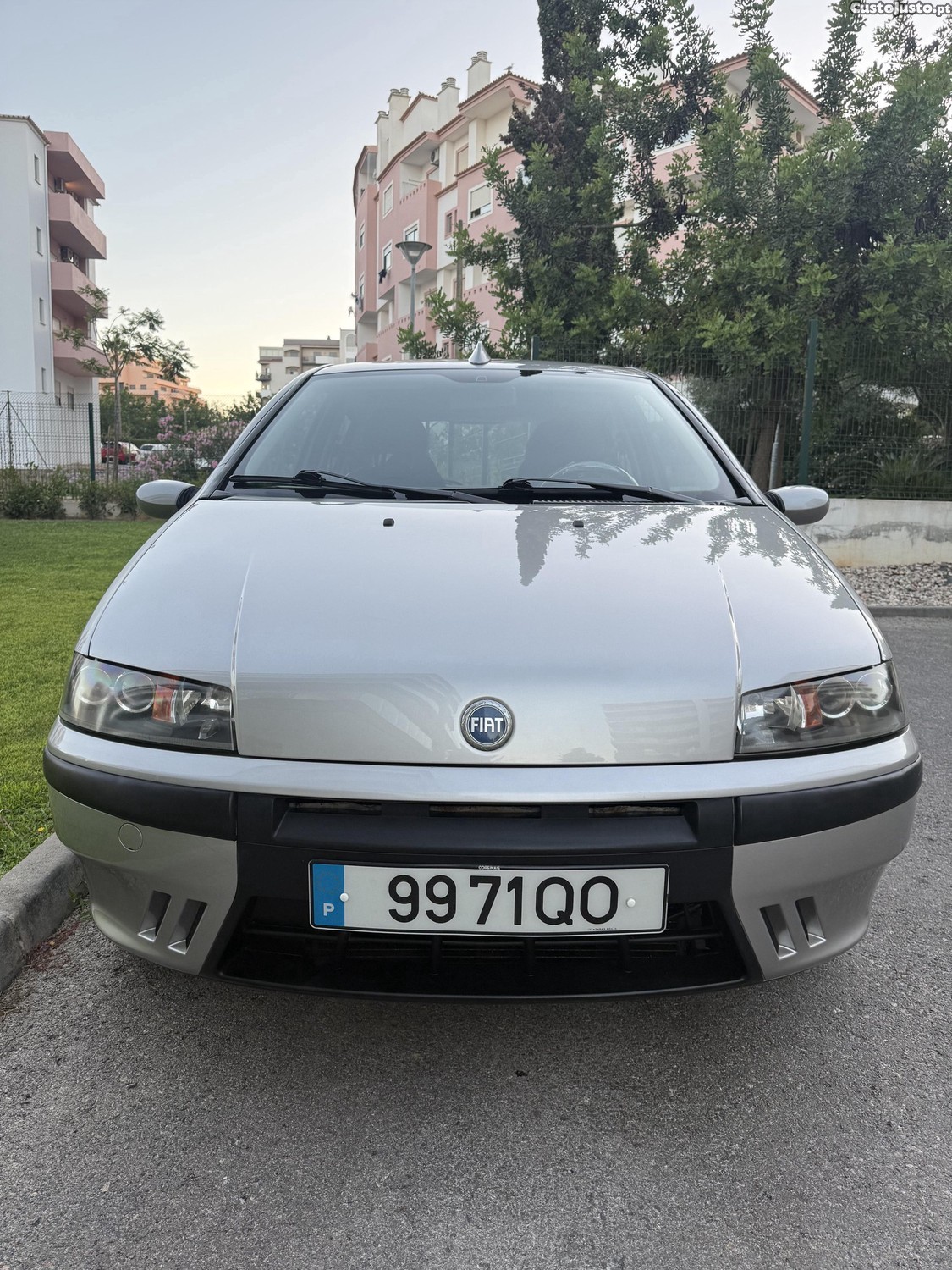 Fiat Punto Sport Fire 1.2Automático117 mil km (c/Histórico)MultimediaACNacionalJantes 16Distribuição Nova0 — fotografia 4