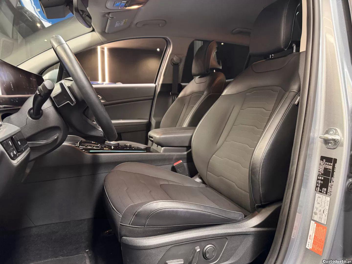 Kia Sportage 1.6 t-gdi phev tech — fotografia 5
