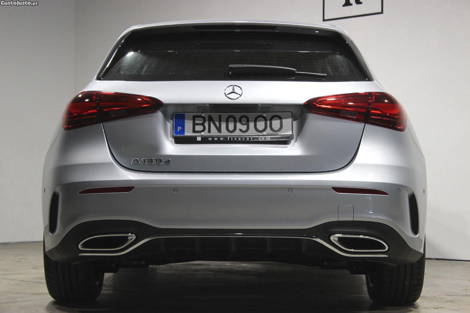 Mercedes-Benz A 180 D AMG LINE AUT. — fotografia 25