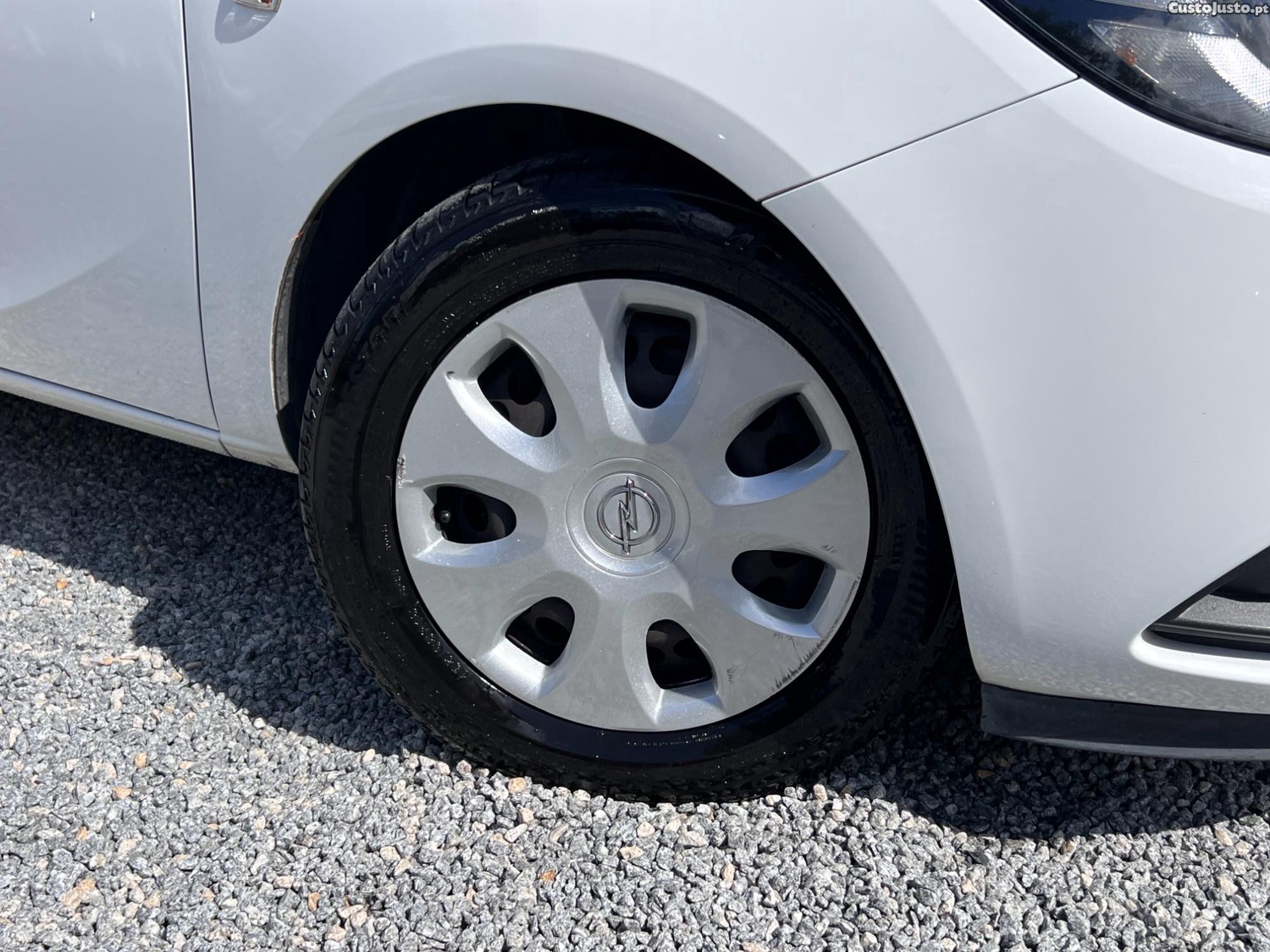 Opel Corsa EcoFlex — fotografia 15