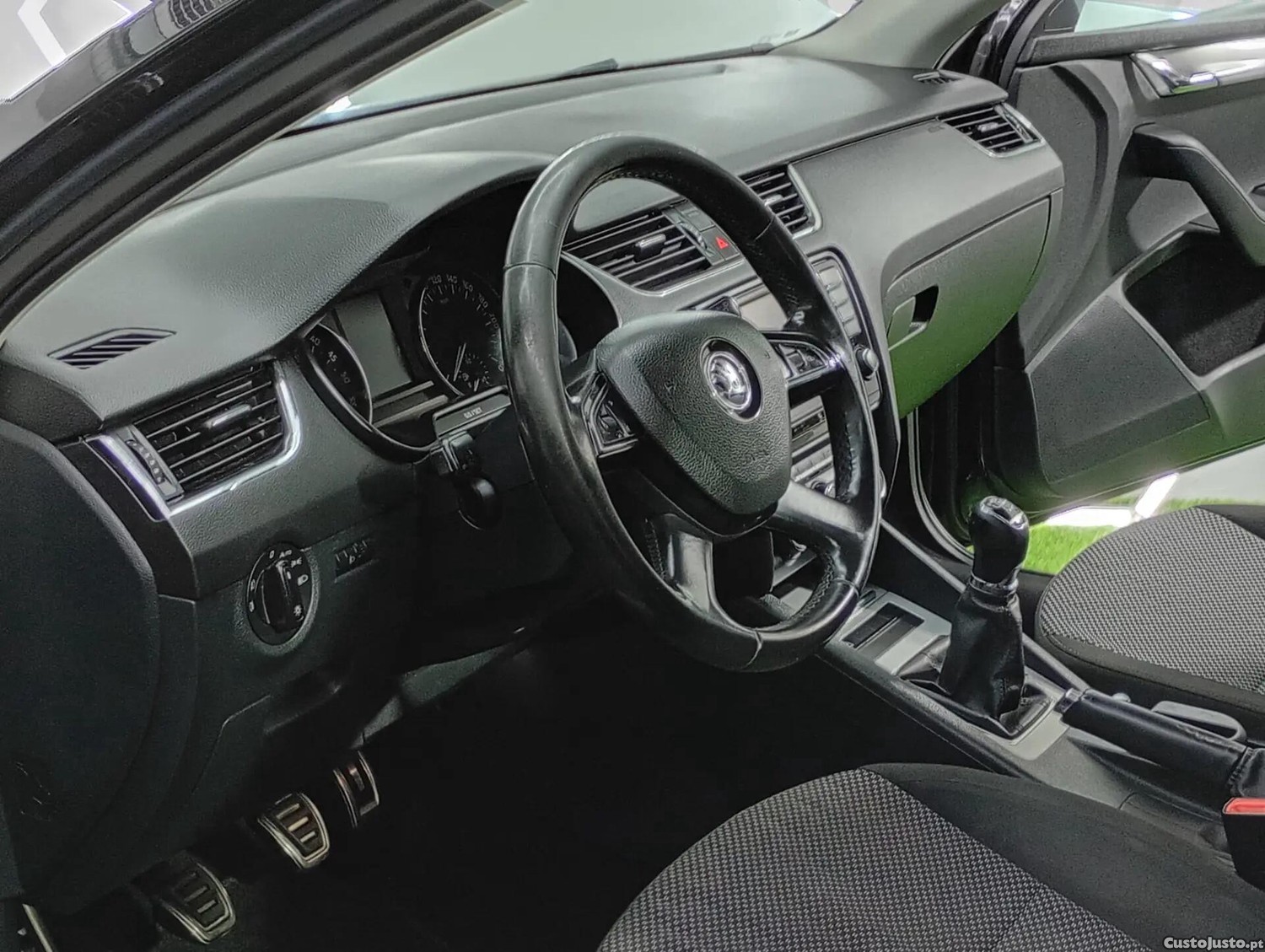 Skoda Octavia 1.6 TDi Greenline — fotografia 10