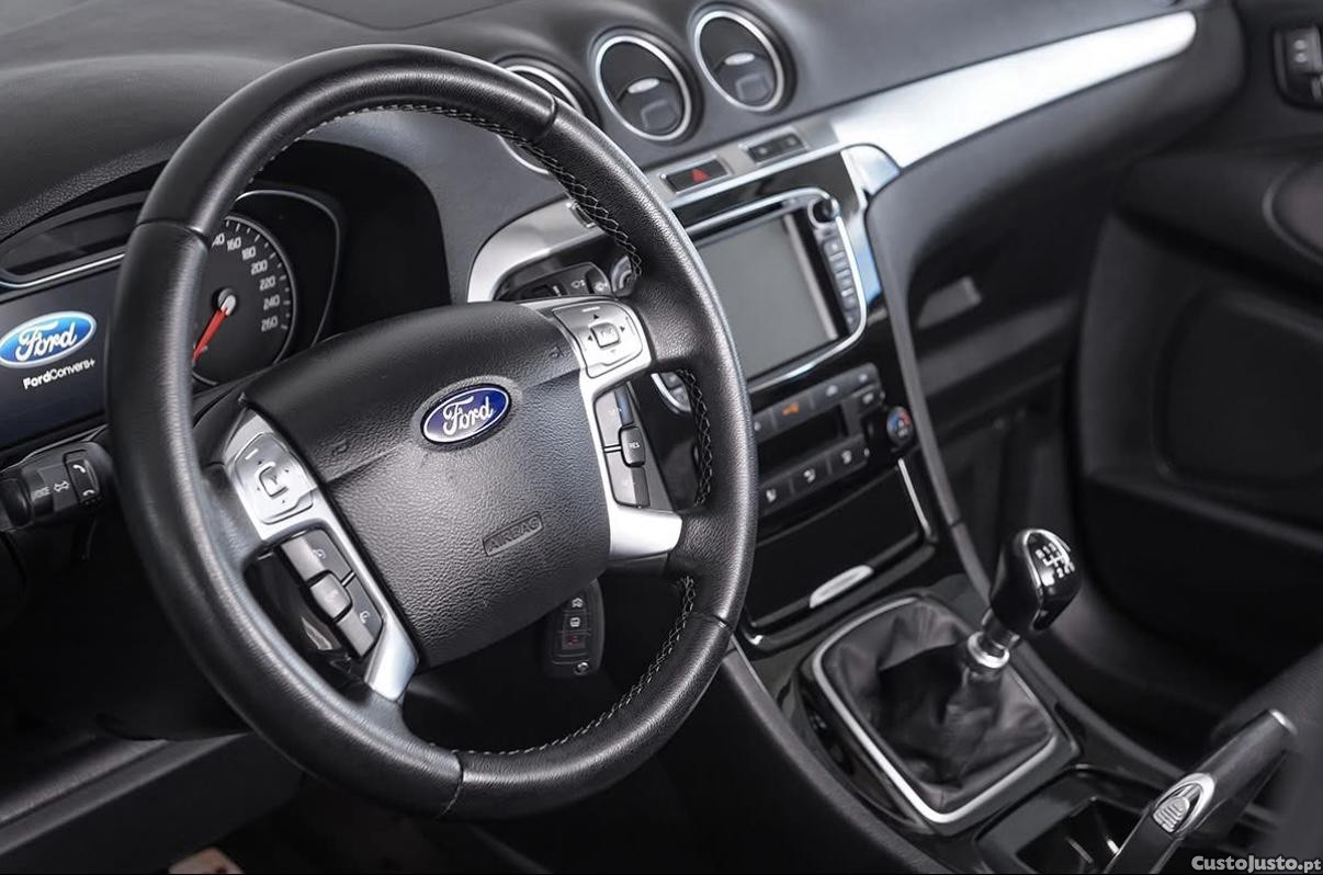 Ford S-Max Titanium — fotografia 8