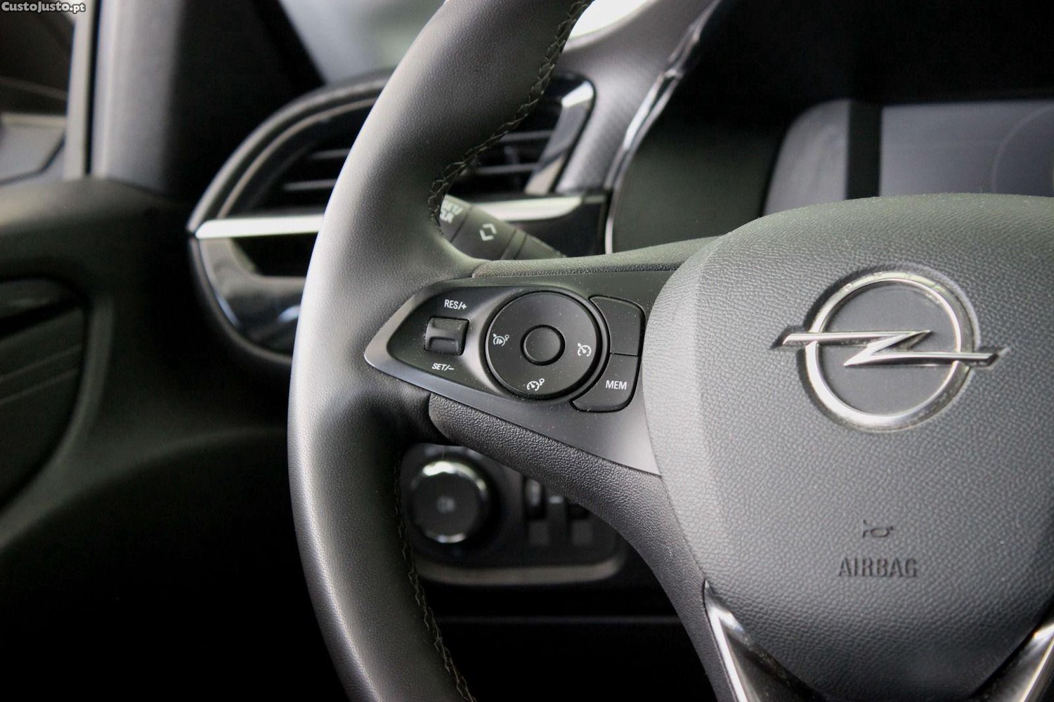 Opel Corsa 1.5 D Elegance — fotografia 18