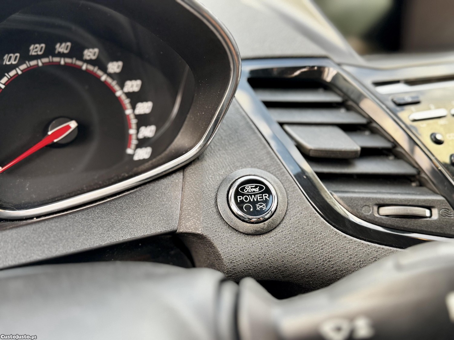 Ford Fiesta ST 182 — fotografia 3