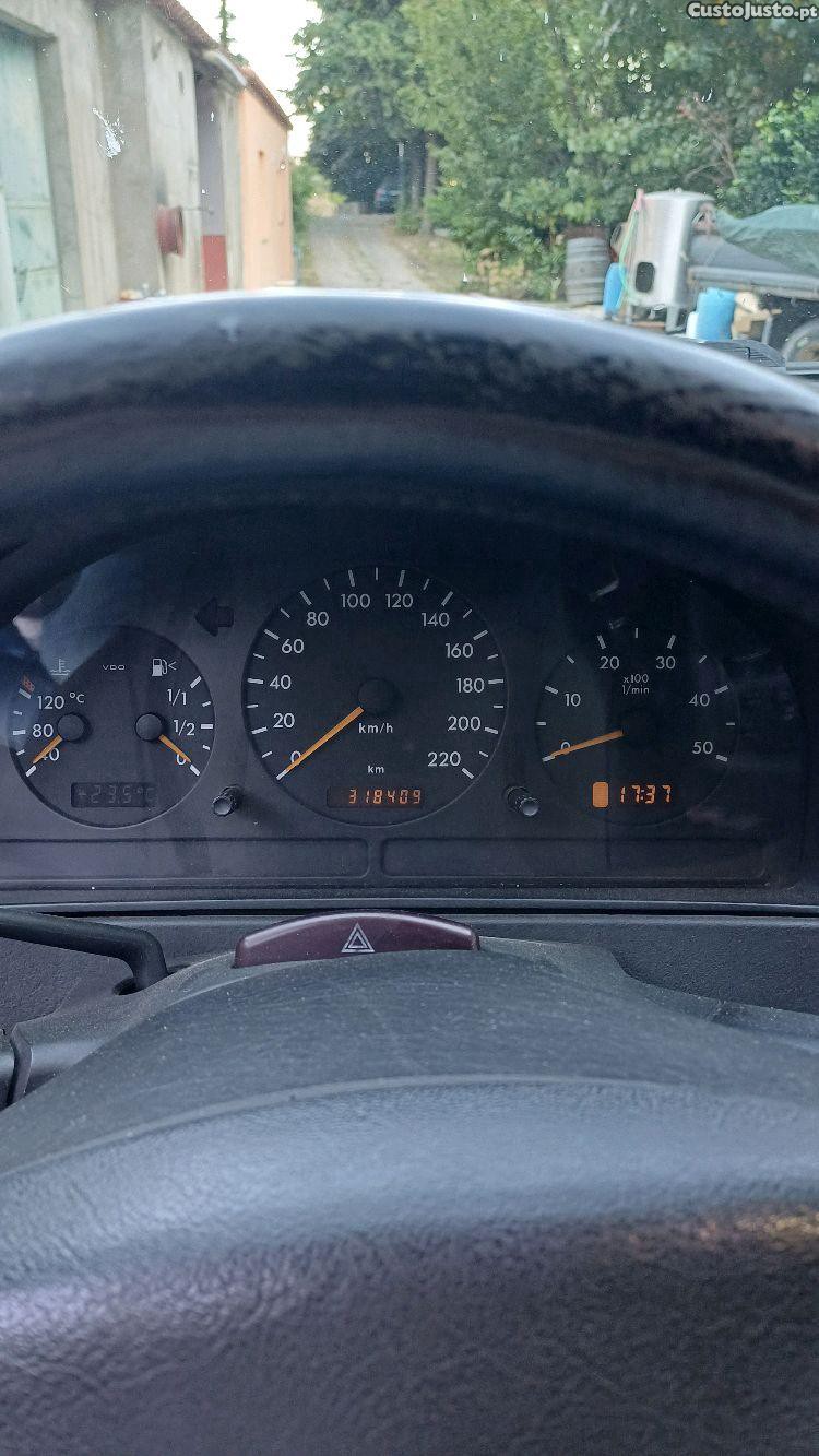 Mercedes-Benz ML 270 w163 — photo 4