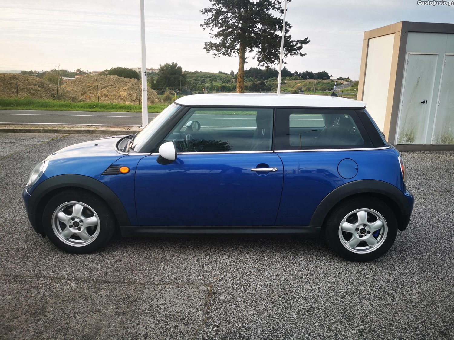 MINI Cooper D (1.6diesel de 110cv) — fotografia 8