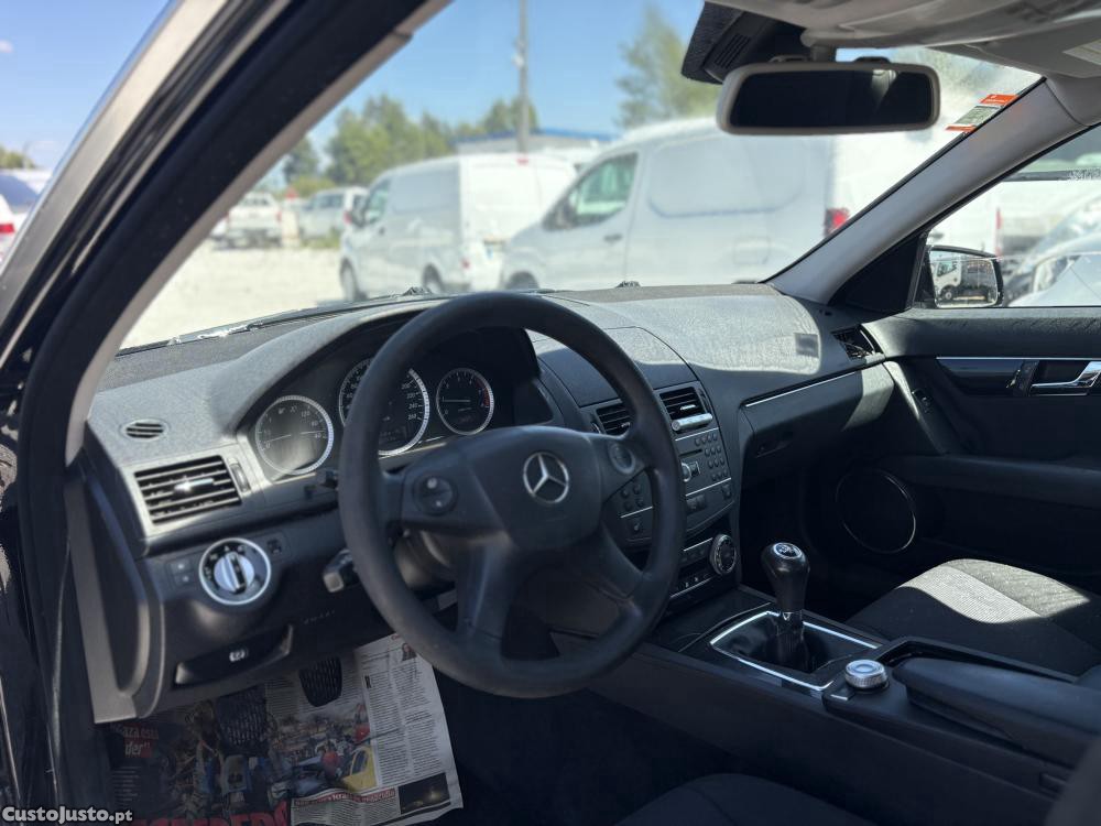 Mercedes-Benz C 200 2.2 CDI — fotografia 8