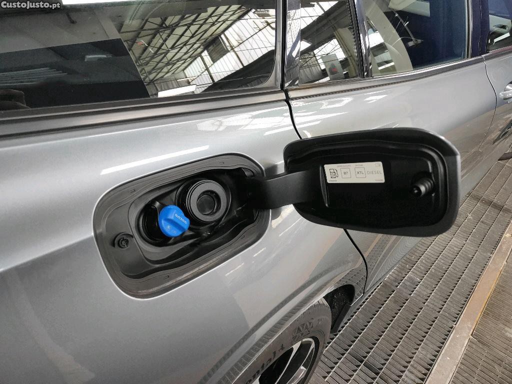 Volvo V60 2.0 D3 Momentum Plus 150cv — fotografia 12