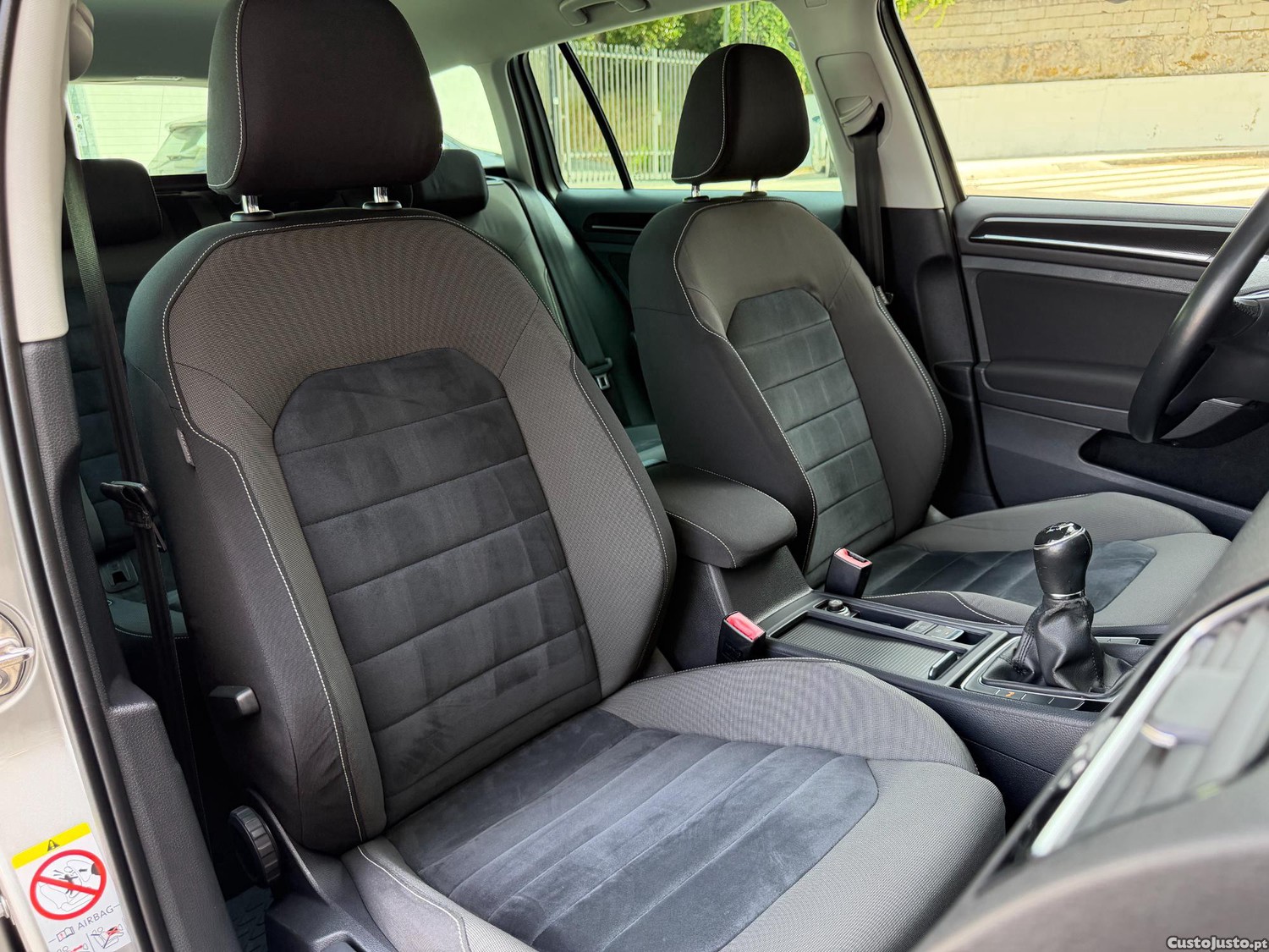 Volkswagen Golf Variant 1.6 TDI HIGHLINE - 155.000 KM - Todas as REVISÕES NA MARCA - UM PROPRIETÁRIO - NACIONAL — fotografia 9