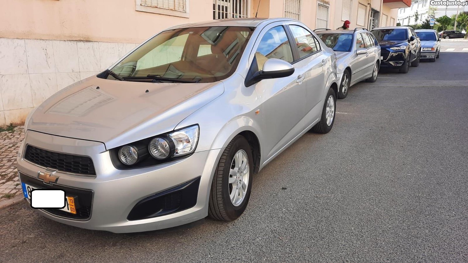 Chevrolet Aveo Sedan T300 — fotografia 6
