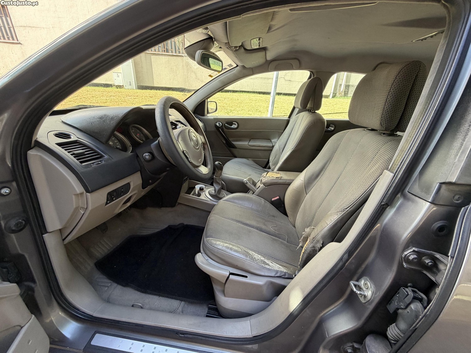 Renault Laguna 1.5DCI — fotografia 4