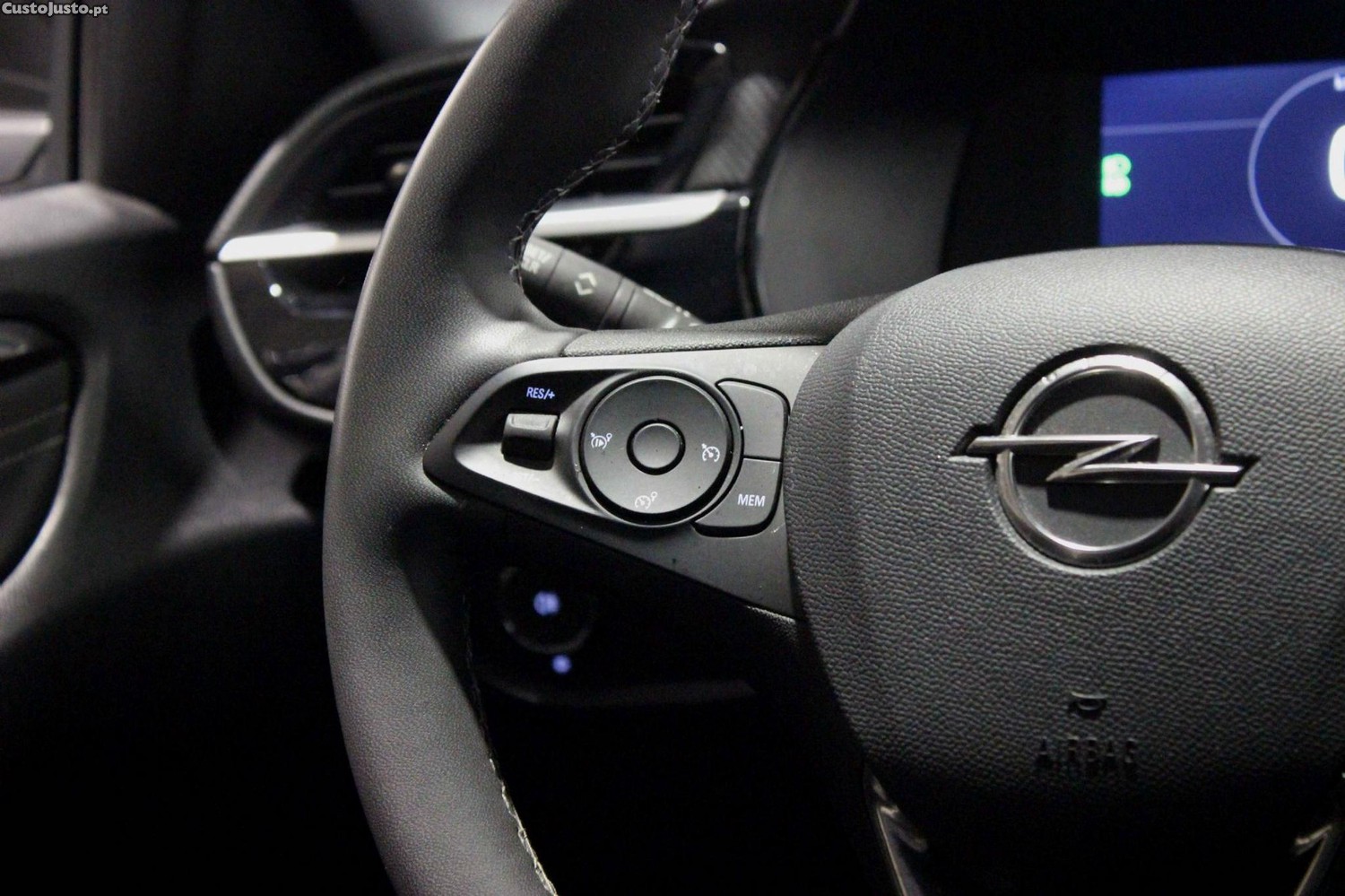 Opel Corsa 1.5 D Elegance — fotografia 17