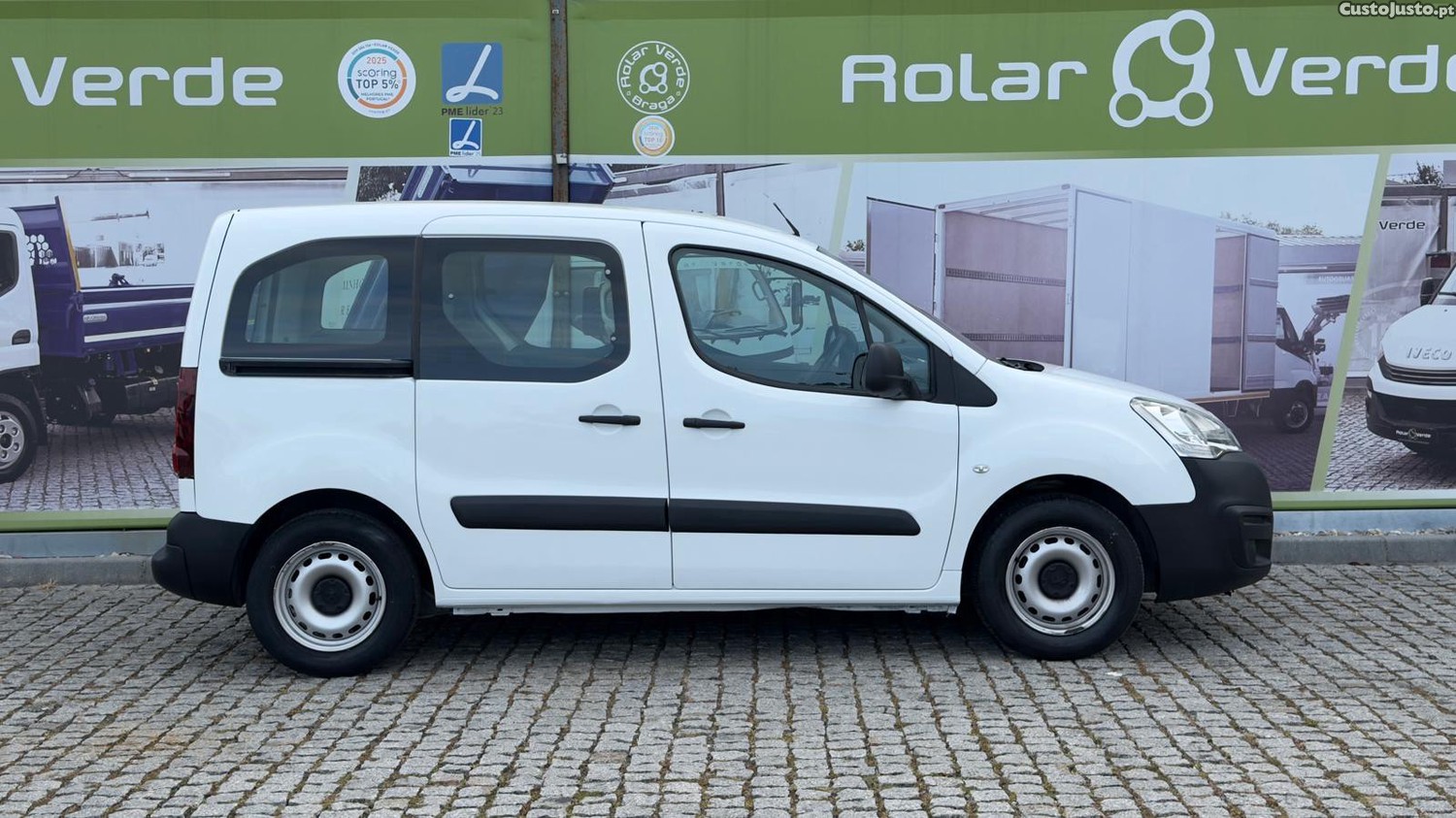 Peugeot Partner 1.6 HDI  5 LUGARES — photo 4