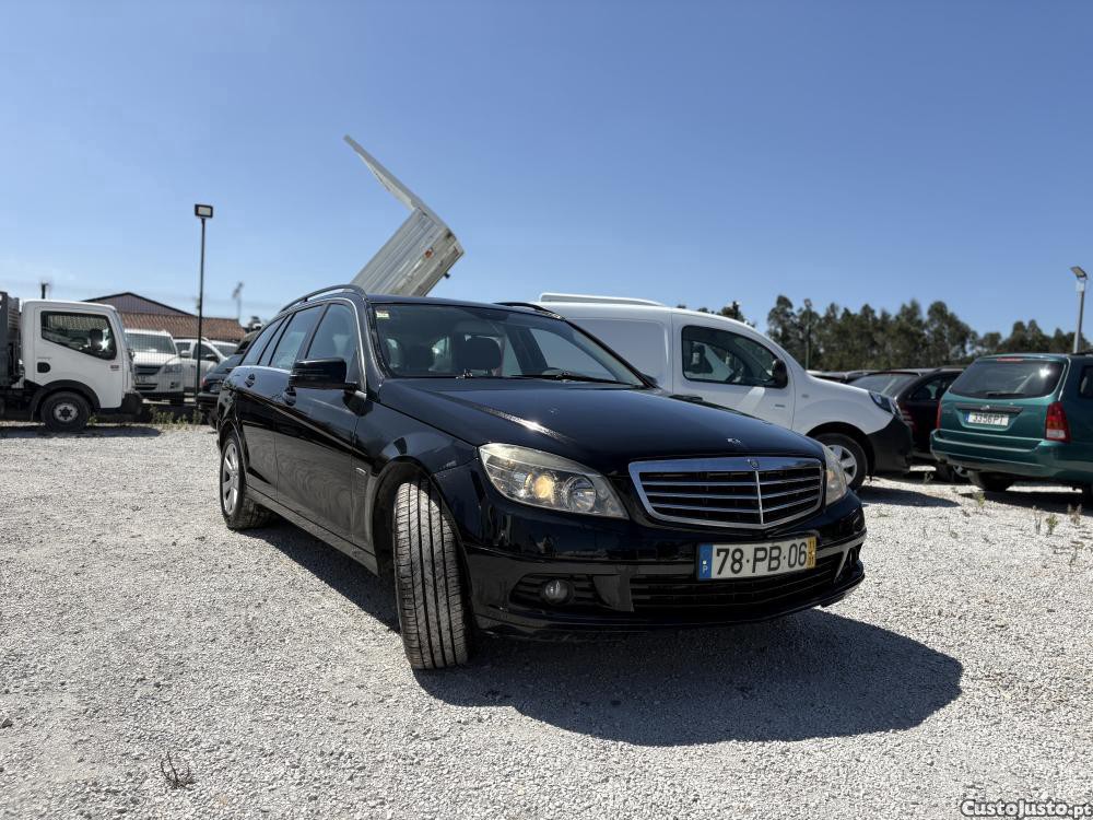 Mercedes-Benz C 200 2.2 CDI — fotografia 11