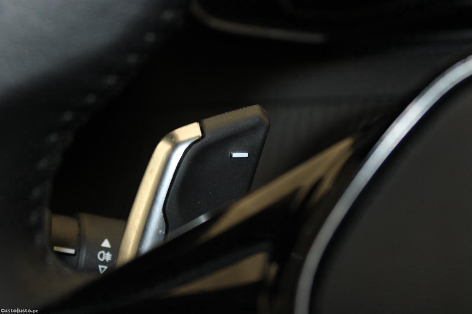 Peugeot 2008 1.5 BHDI ACTIVE (AUTO) — fotografia 18