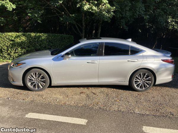 Lexus ES 300h Special Edi — fotografia 14
