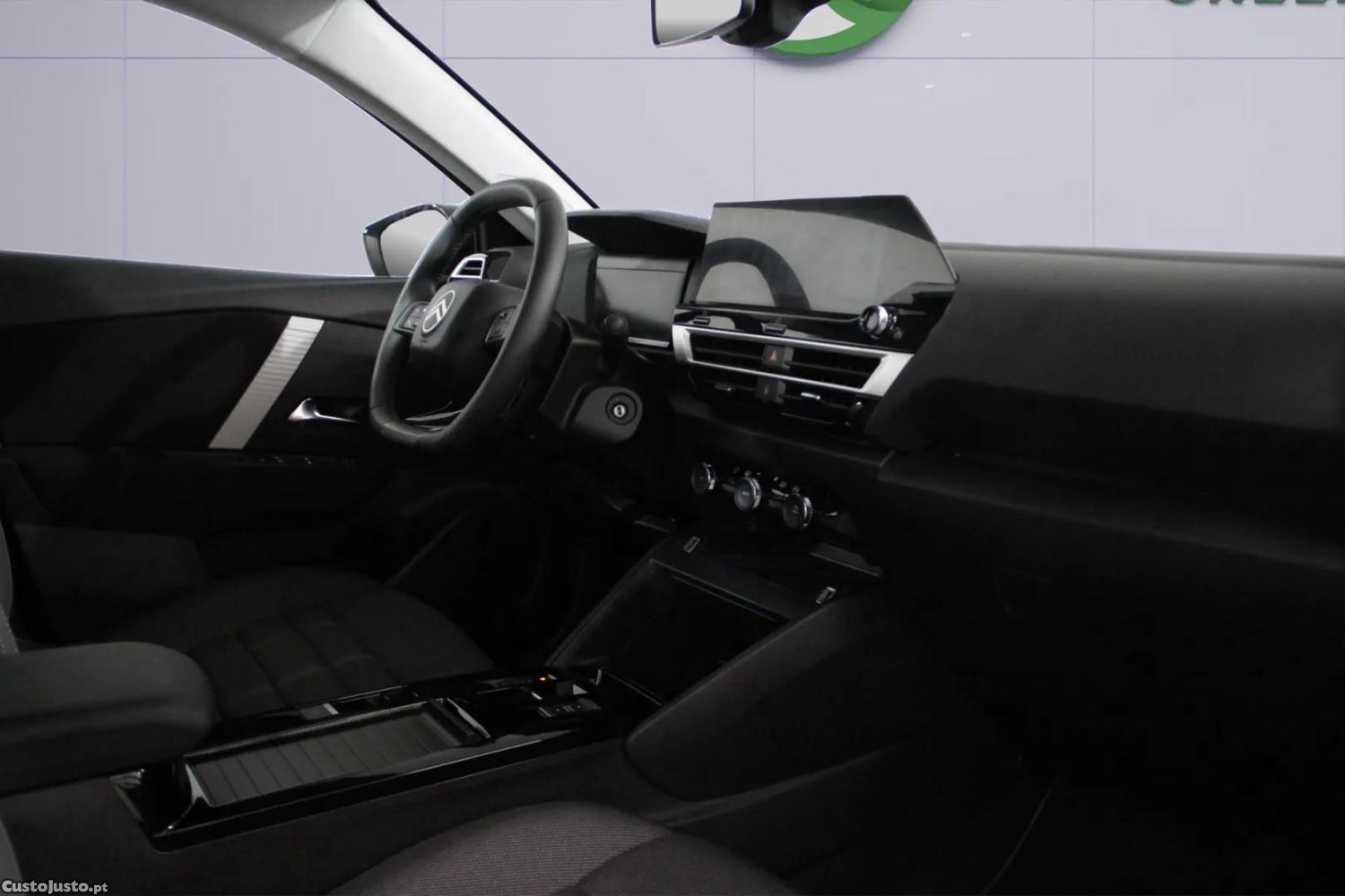 Citroën e-C4 136 PLUS — fotografia 6