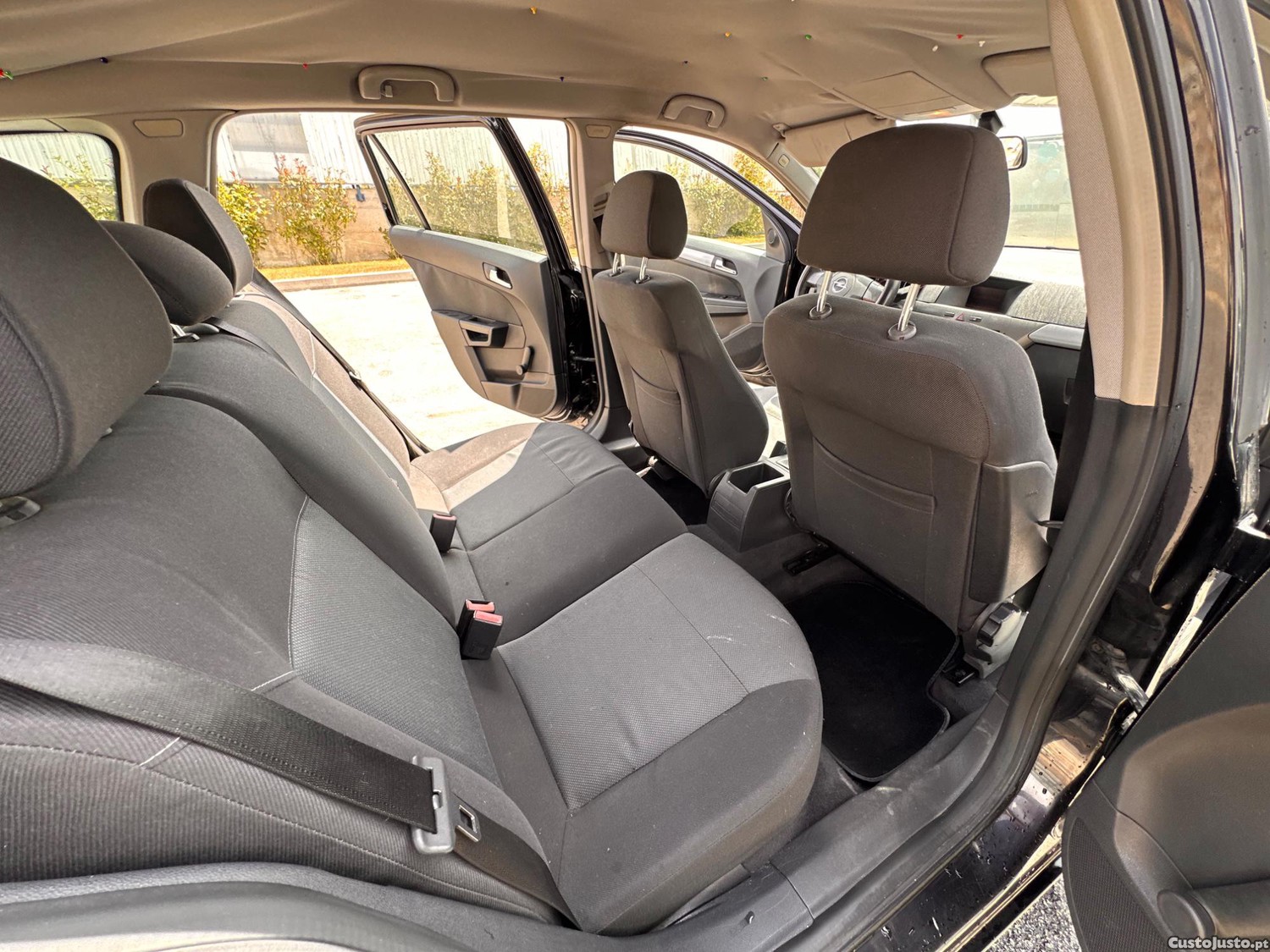 Opel Astra Cosmo 1.4 — fotografia 3