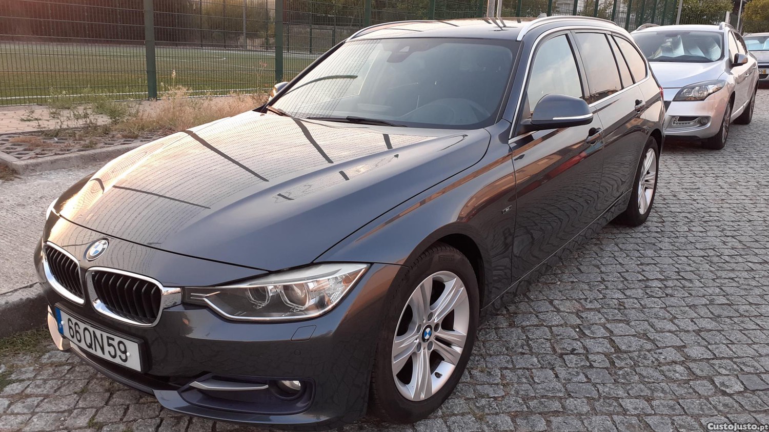 BMW 318 Line Sport — fotografia 2
