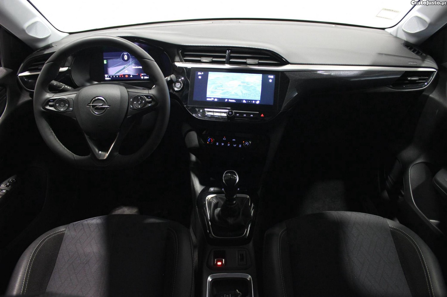 Opel Corsa 1.5 D Elegance — fotografia 11