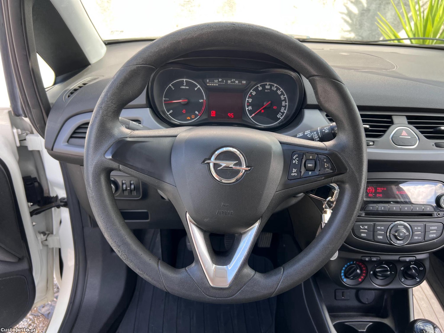 Opel Corsa EcoFlex — fotografia 5