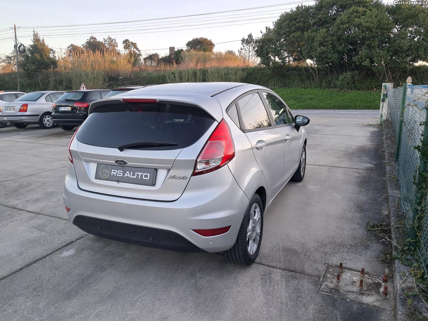 Ford Fiesta Titanium — fotografia 5