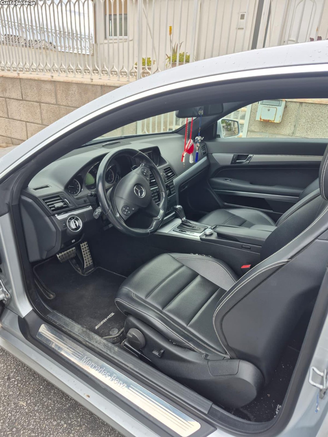 Mercedes-Benz E 250 CDI AMG — fotografia 4