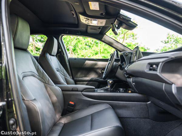 Lexus NX 250h Sport — fotografia 22