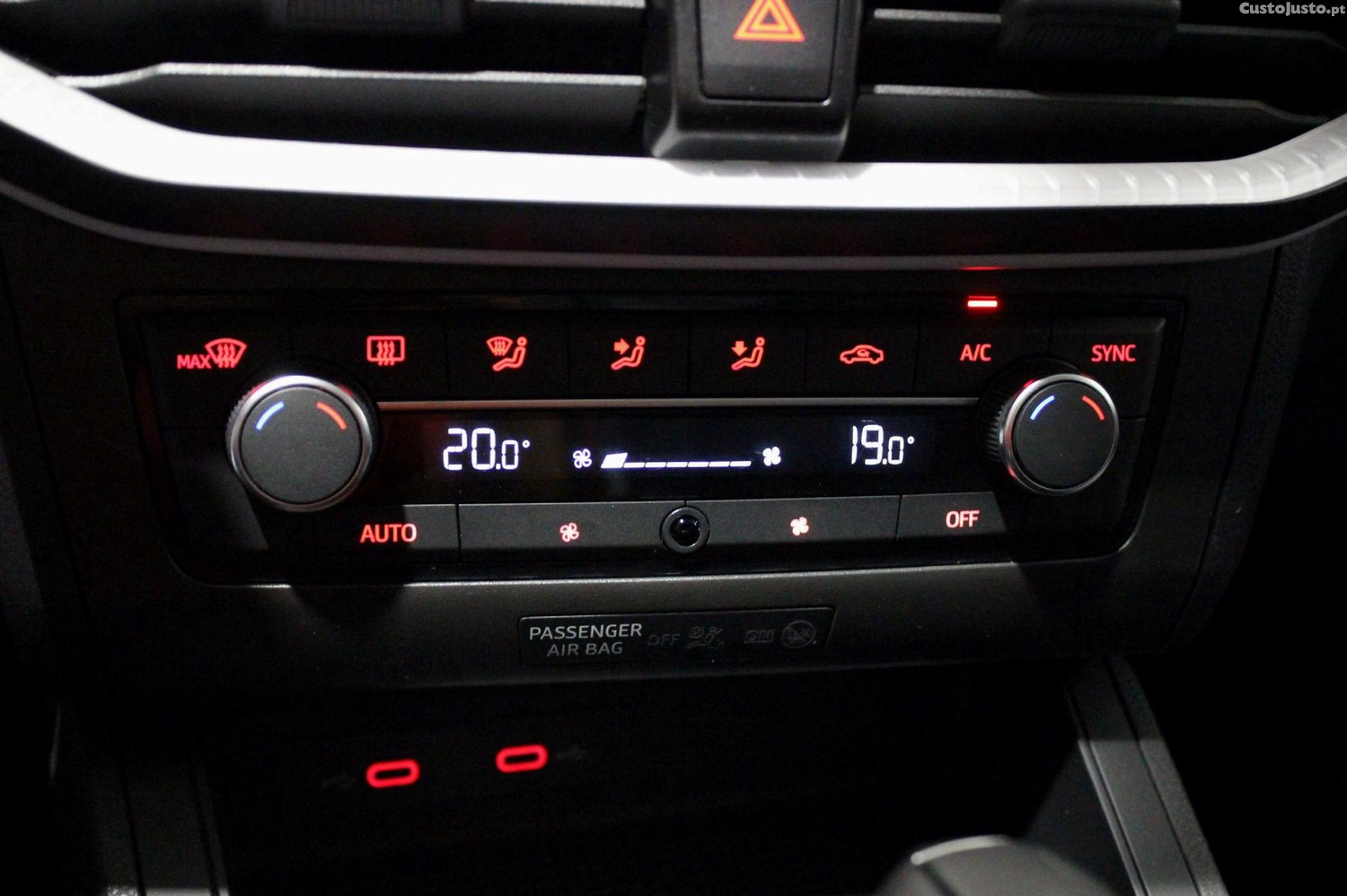 SEAT Ibiza 1.0 TSI Style DSG — fotografia 2