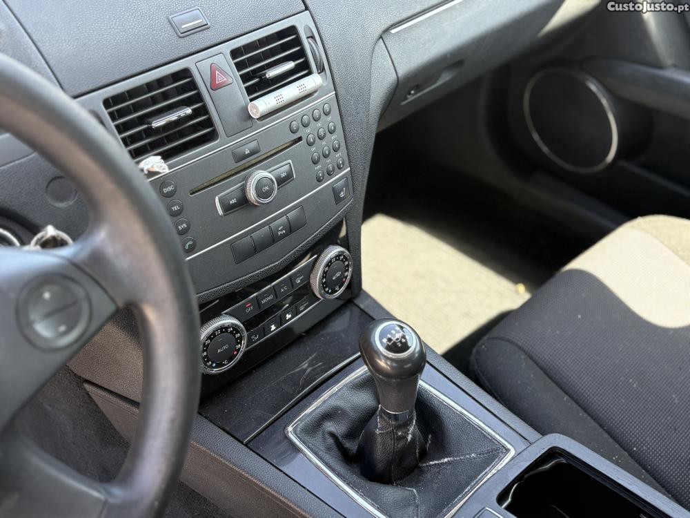 Mercedes-Benz C 200 2.2 CDI — fotografia 7
