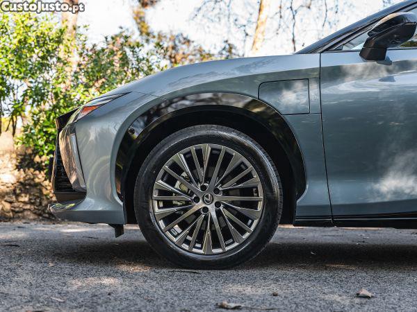 Lexus RX RZ 450e Luxury Bito — fotografia 31