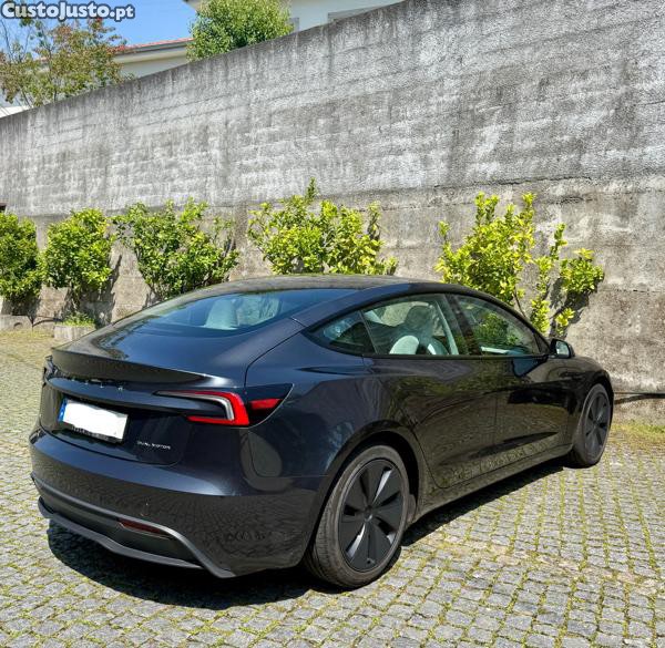 Tesla Model 3 Longe Range AWD — fotografia 6