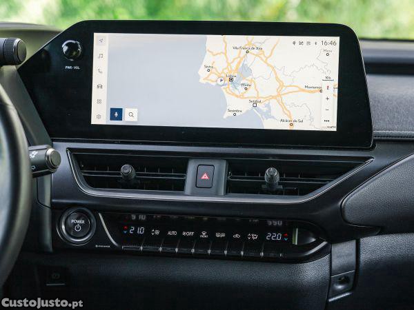 Lexus NX 250h Sport — fotografia 13