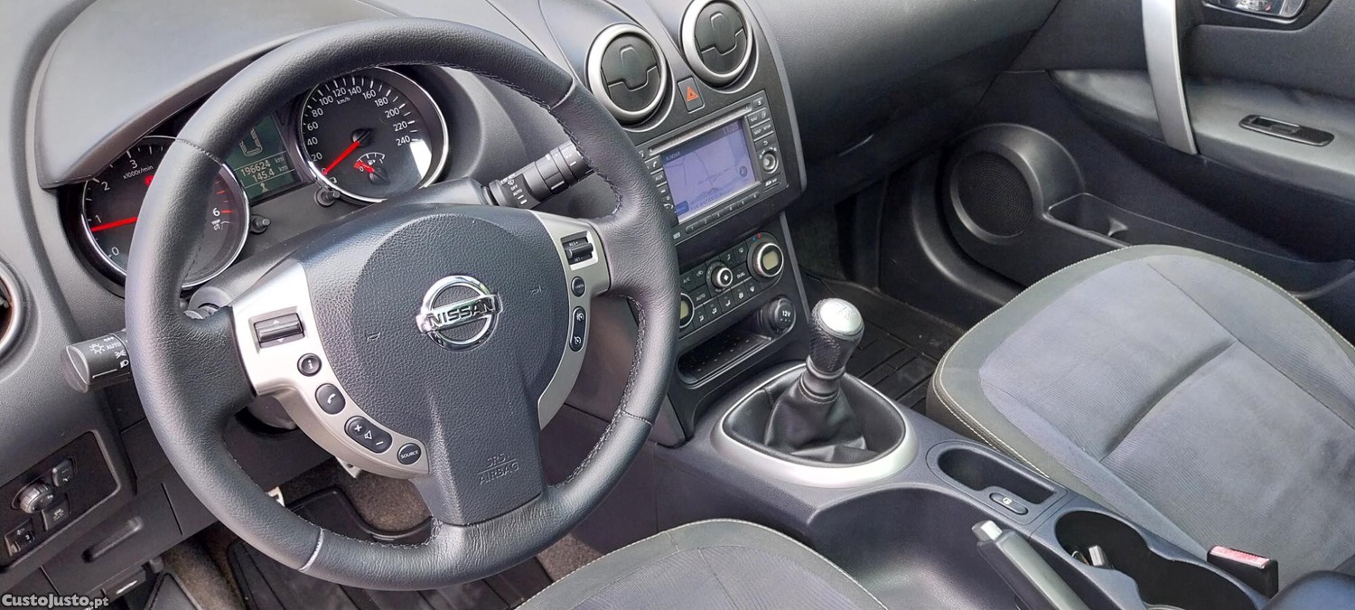 Nissan Qashqai 1.5 dci 110cv diesel TEKNA SPORT 18 NACIONAL — fotografia 2