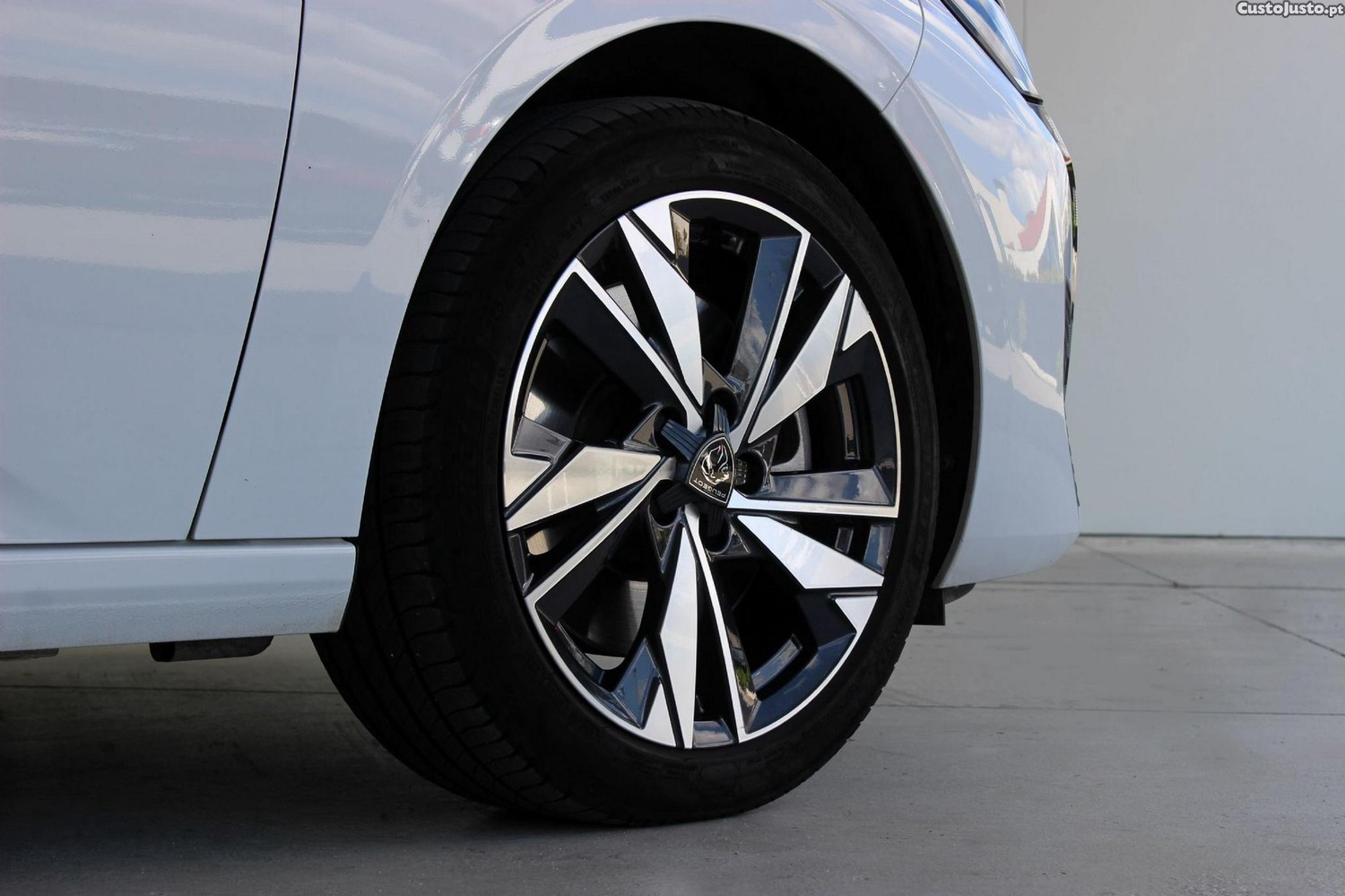 Peugeot 308 SW 1.6 Hybrid Active Pack e-EAT8 — fotografia 19